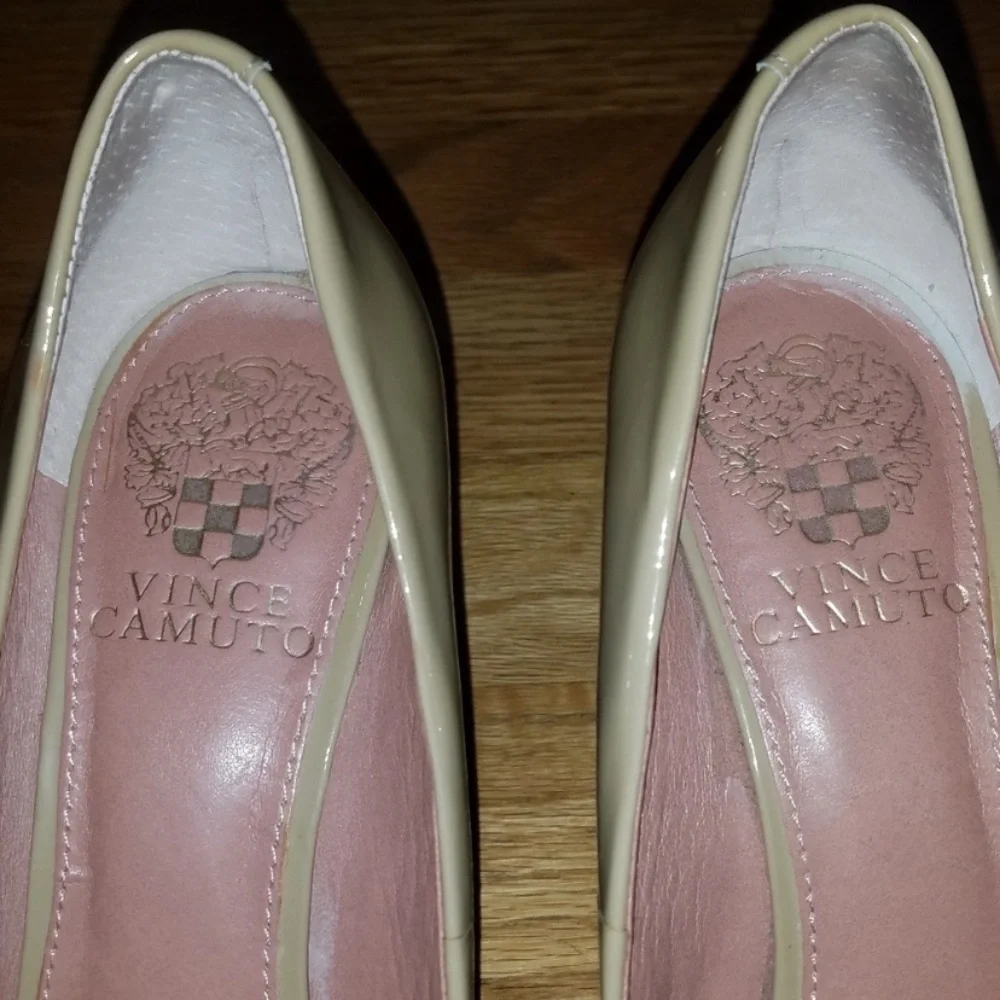 Vince Camuto patent leather nude peep toe pumps